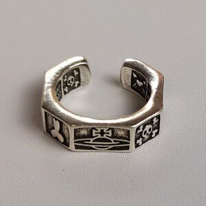 Pre-owned women's personalized rings
